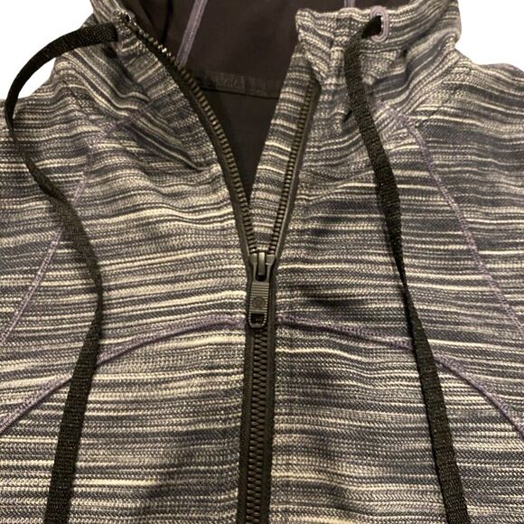 Lululemon Women’s‎ 6 Hoodie Define Jacket Heathered Black White Full Zip Sporty - Picture 4 of 16